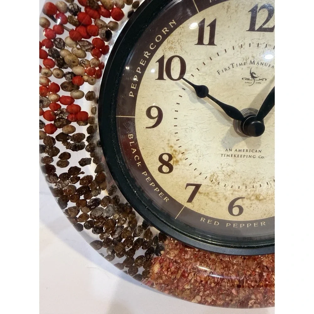 VTG MCM Resin Spice Wall Clock Lucite Retro Kitchen Decor